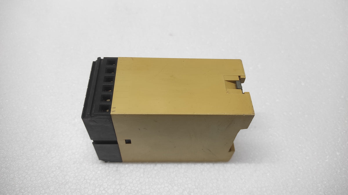 ELCON INSTRUMENT MB4/4/18+18 INTRINSIC SAFETY BARRIER MB 4-4-18-18