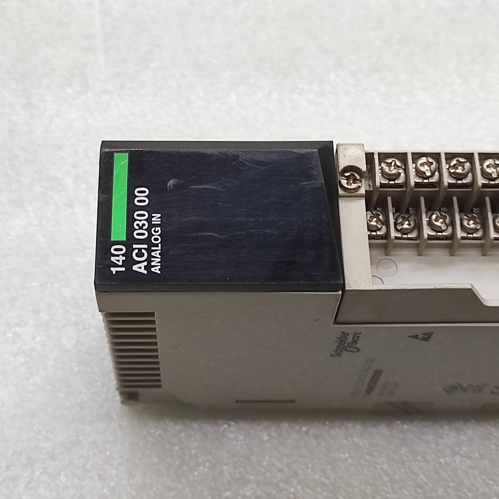 SE 140ACI03000 8-CH ANALOG INPUT MODULE