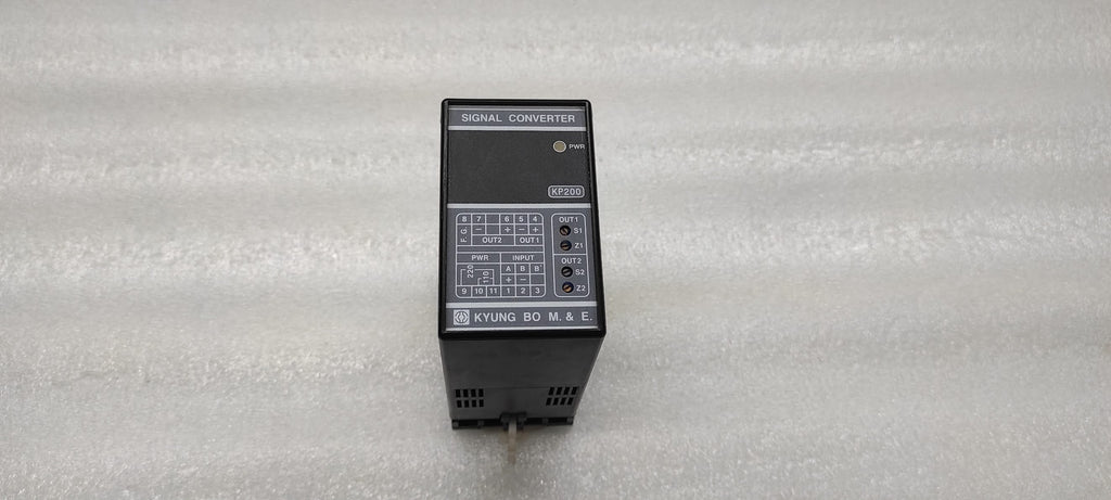 KYUNG KP200-52P-52-52 SIGNAL CONVERTER 110/220VAC