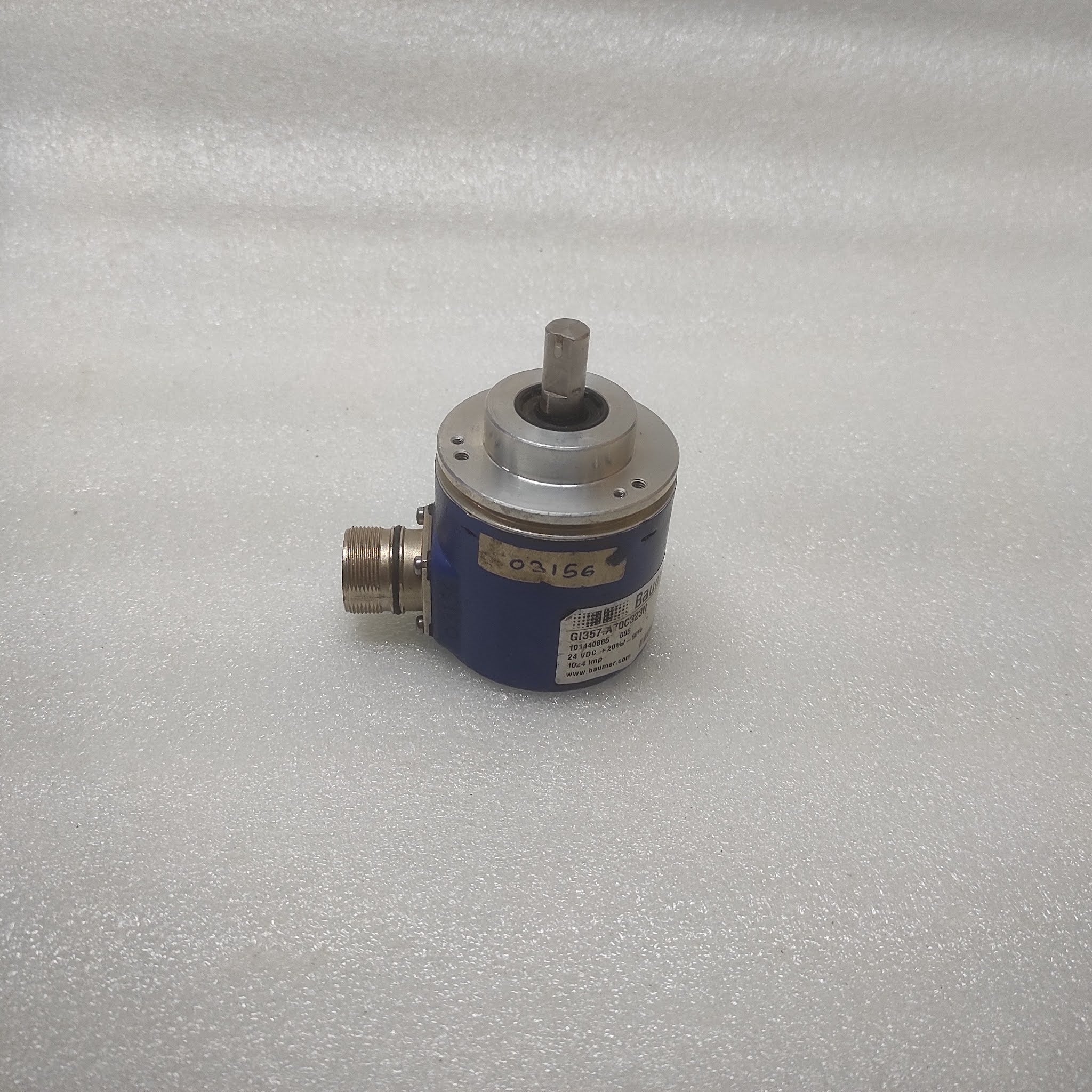BAUMER GI357.A70C323N ENCODER/SENSOR 101440865-005 24VDC
