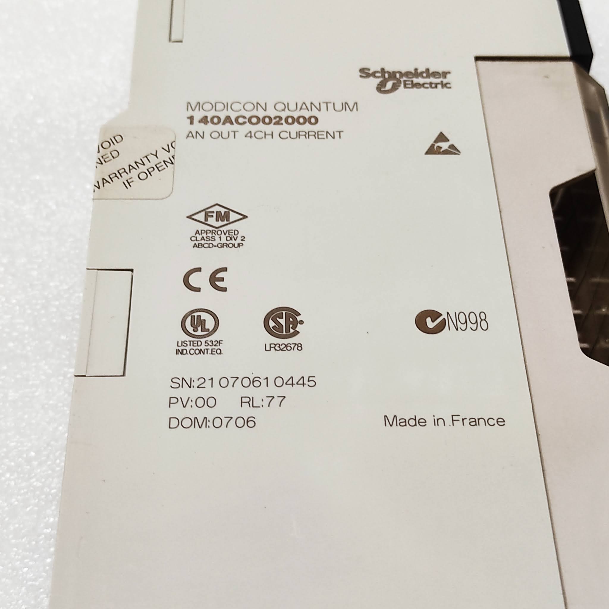 SE 140ACO02000 ANALOG OUTPUT MODULE