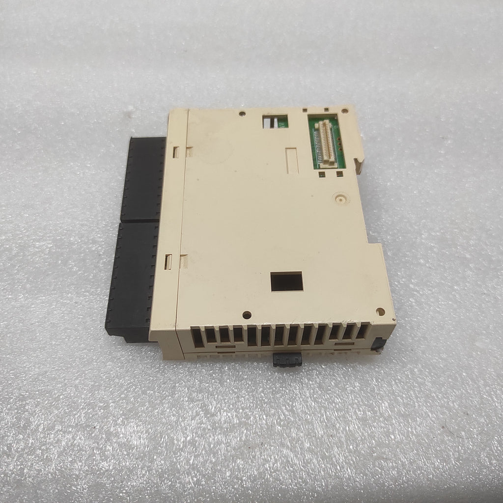 SE MODICON TM2DDI16DT DISCRETE INPUT MODULE