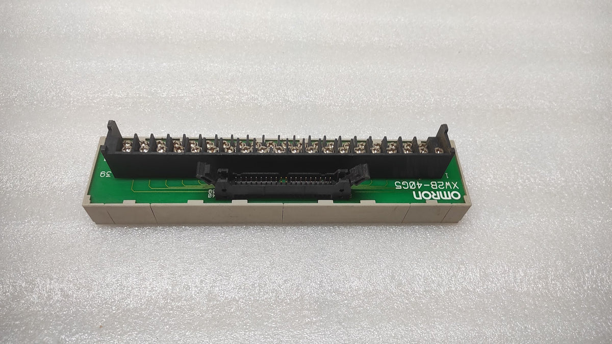 OMRON XW2B-40G5 INTERFACE MODULE M3.5 40PNT SCREW TERMINAL