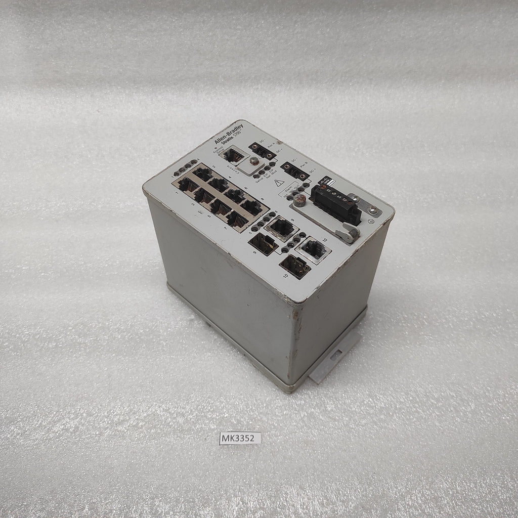 ALLEN BRADLEY STRATIX 5700 ETHERNET SWITCH 1783-BMS10CL