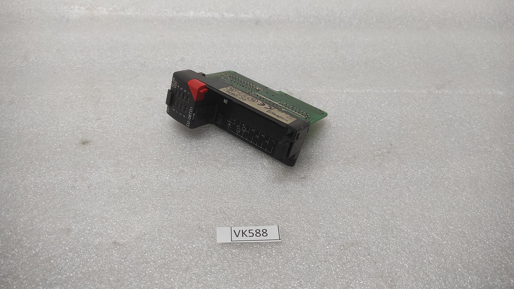 PLC DIRECT D2-08TD1 DISCRETE OUTPUT MODULE LOT  OF 2 UNIT