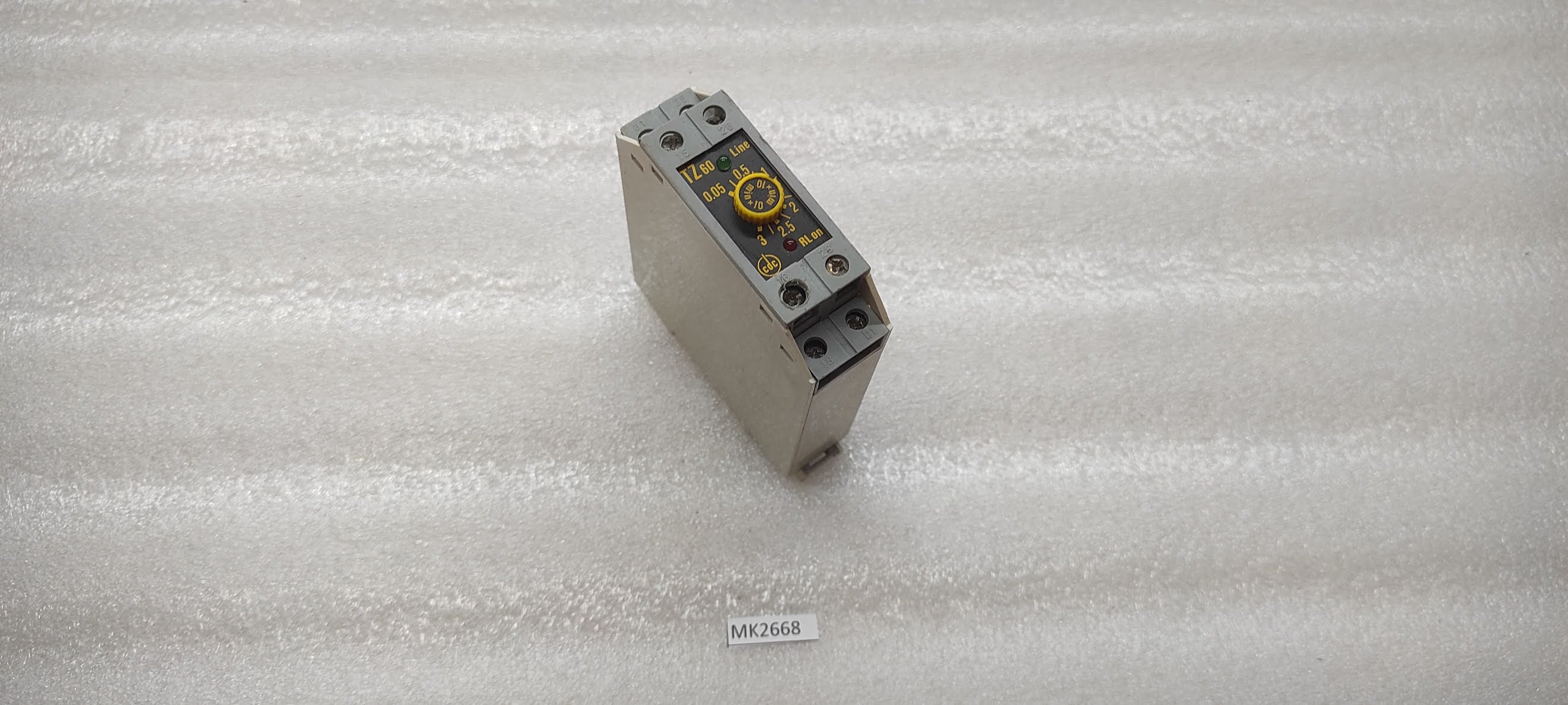 CDC TZ60 24V AC-DC 0.05-3 10MINUTE TIMER RELAY
