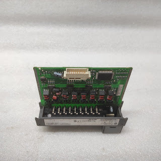 ALLEN BRADLEY CAT 1746-OB16 SLC500 OUTPUT MODULE