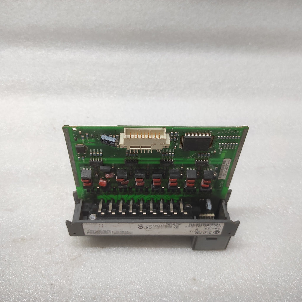 ALLEN BRADLEY CAT 1746-OB16 SLC500 OUTPUT MODULE