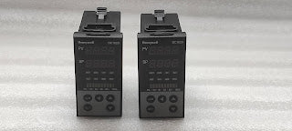 HONEYWELL DC1020 TEMPERATURE CONTROLLER DC1020CT30100B-E 85-265V
