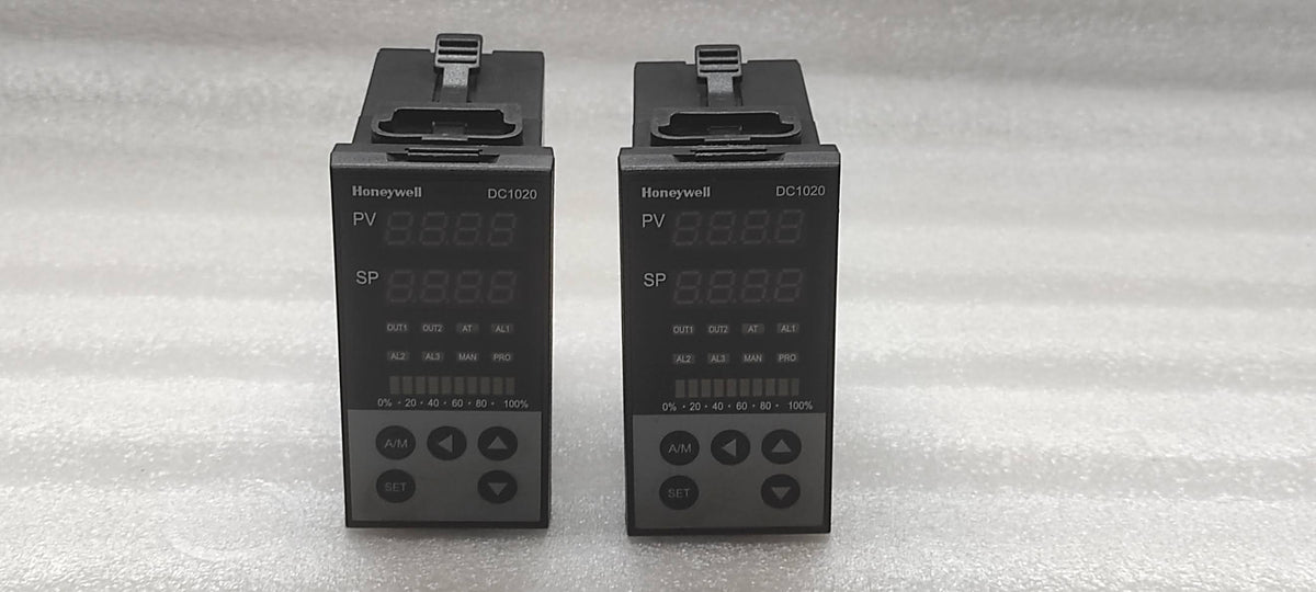 HONEYWELL DC1020 TEMPERATURE CONTROLLER DC1020CT30100B-E 85-265V