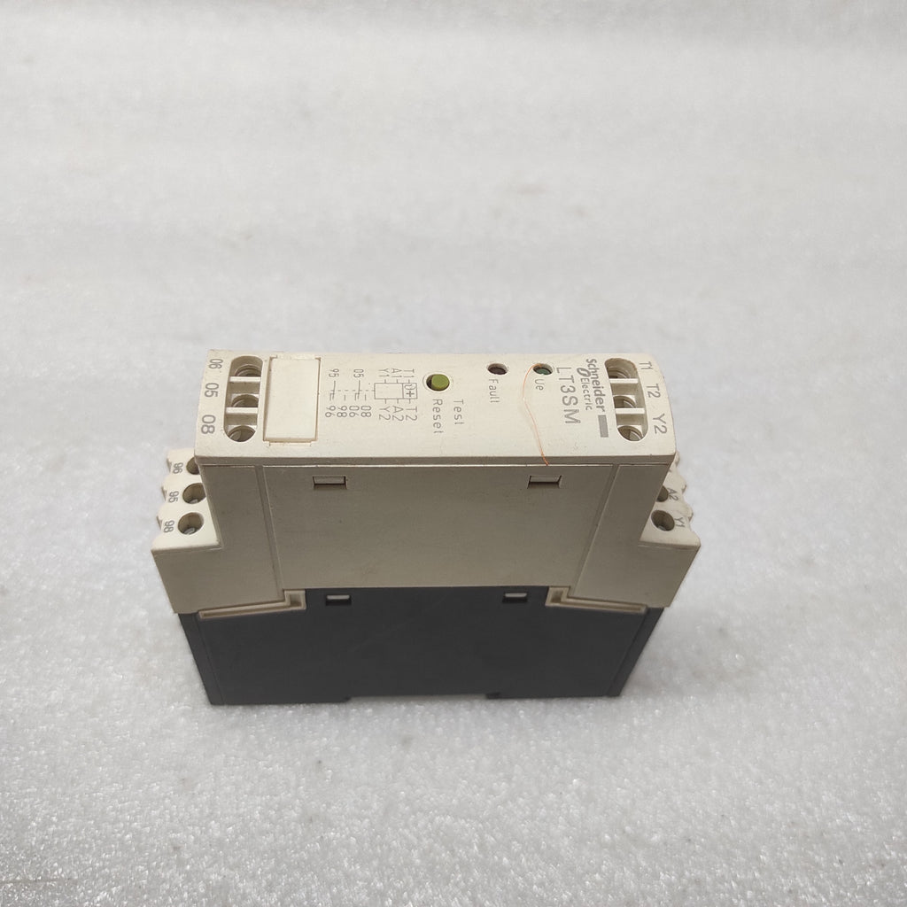 SE LT3 SM00MW PTC PROBE RELAY 24-230VAC/DC LT3SM00MW