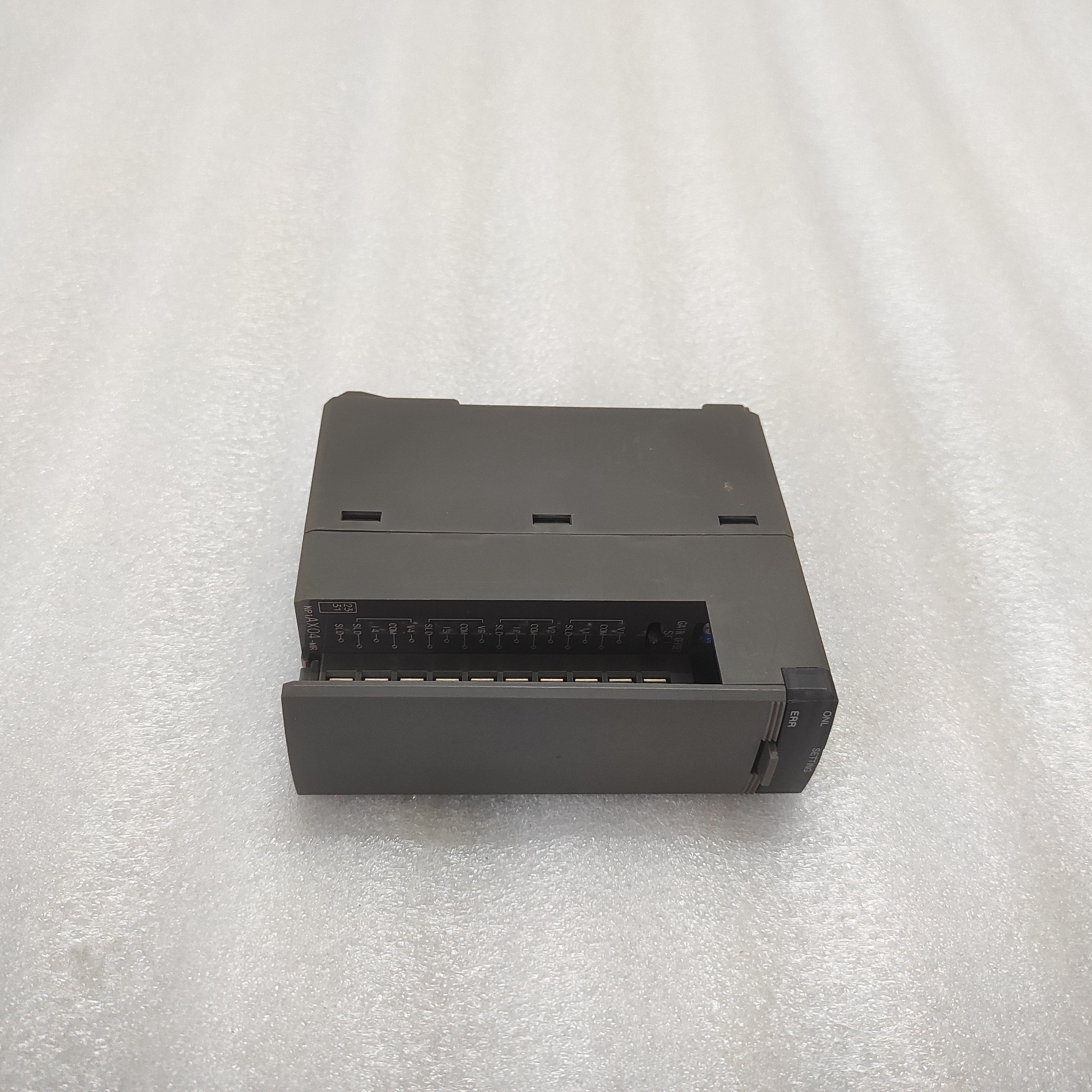 FUJI ELECTRIC NP1AX04-MR ANALOG INPUT MODULE NP1AX04MR