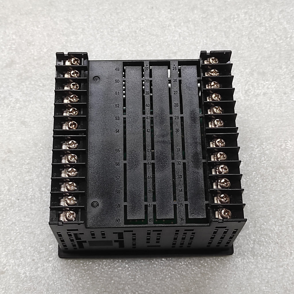 OMRON E5AC-PR4A5M-000 DIGITAL CONTROLLER 100-240VAC E5AC