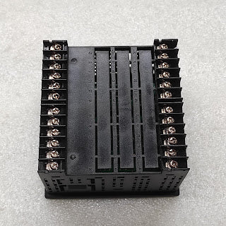 OMRON E5AC-PR4A5M-000 DIGITAL CONTROLLER 100-240VAC E5AC