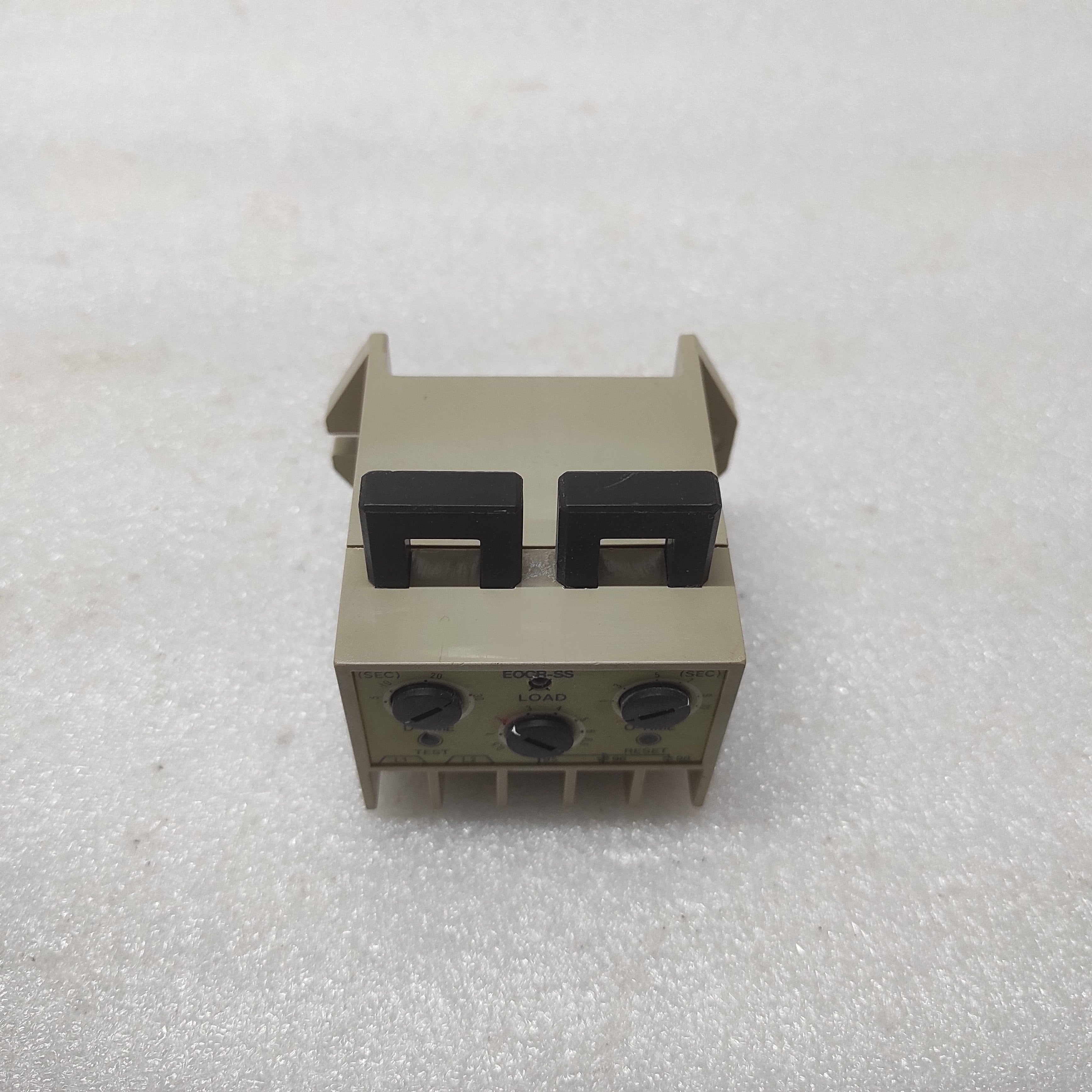 SAMWHA SS-05R220 OVERLOAD RELAY 90-260VAC