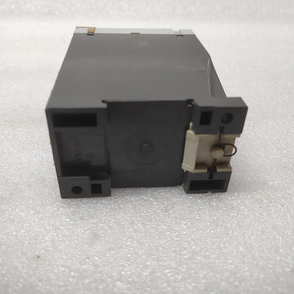TEACH V32 X11 MULTIFUNCTION TIMER 220V