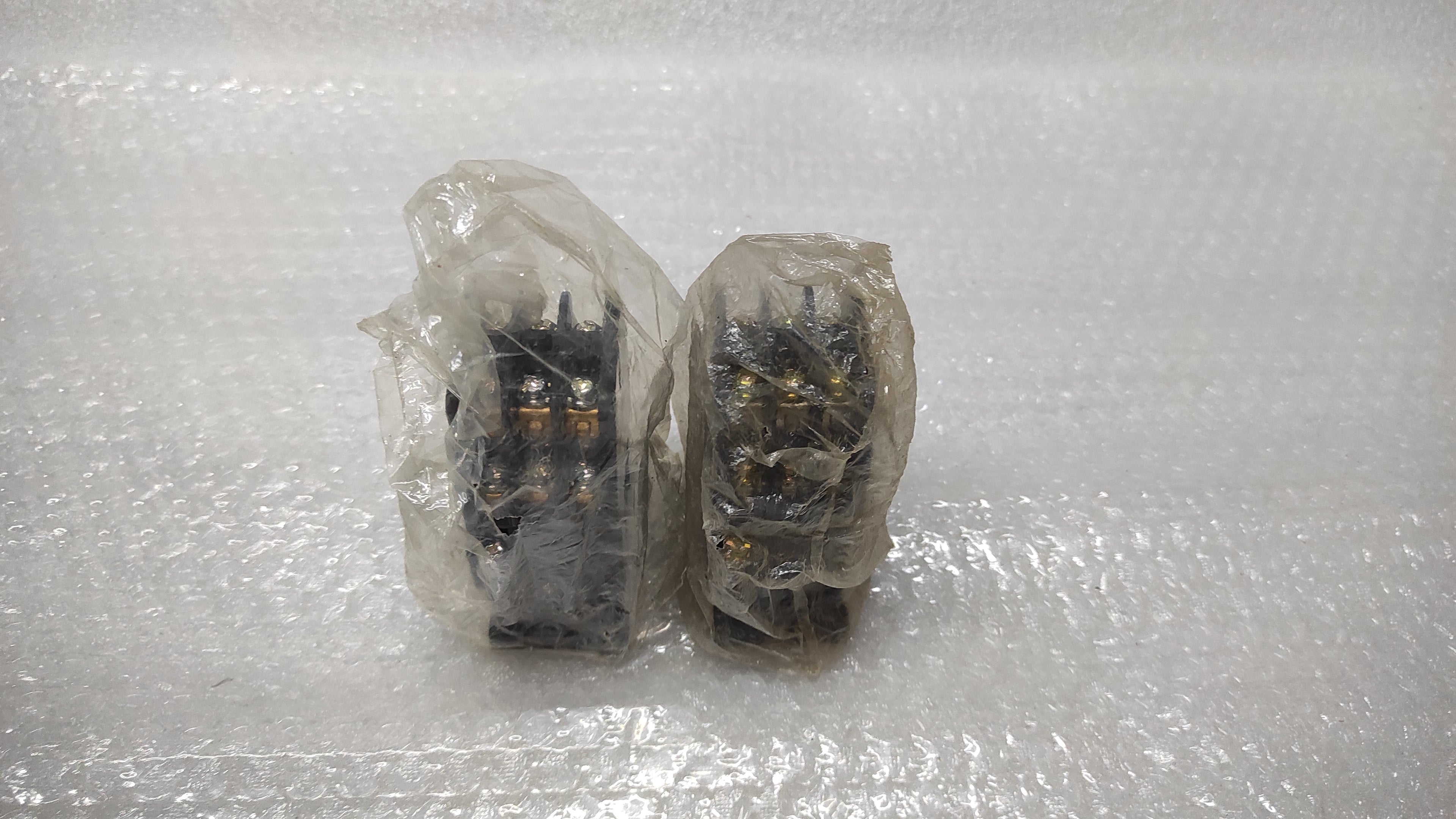 FUJI ELECTRIC SRC50-2F/X (3A3B) MAGNETIC CONTACTOR 380-440V