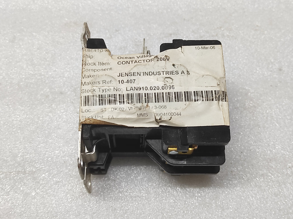 TELEMECANIQUE 2200EB230EA MAGNETIC CONTACTOR COIL VOLTAGE 24VAC