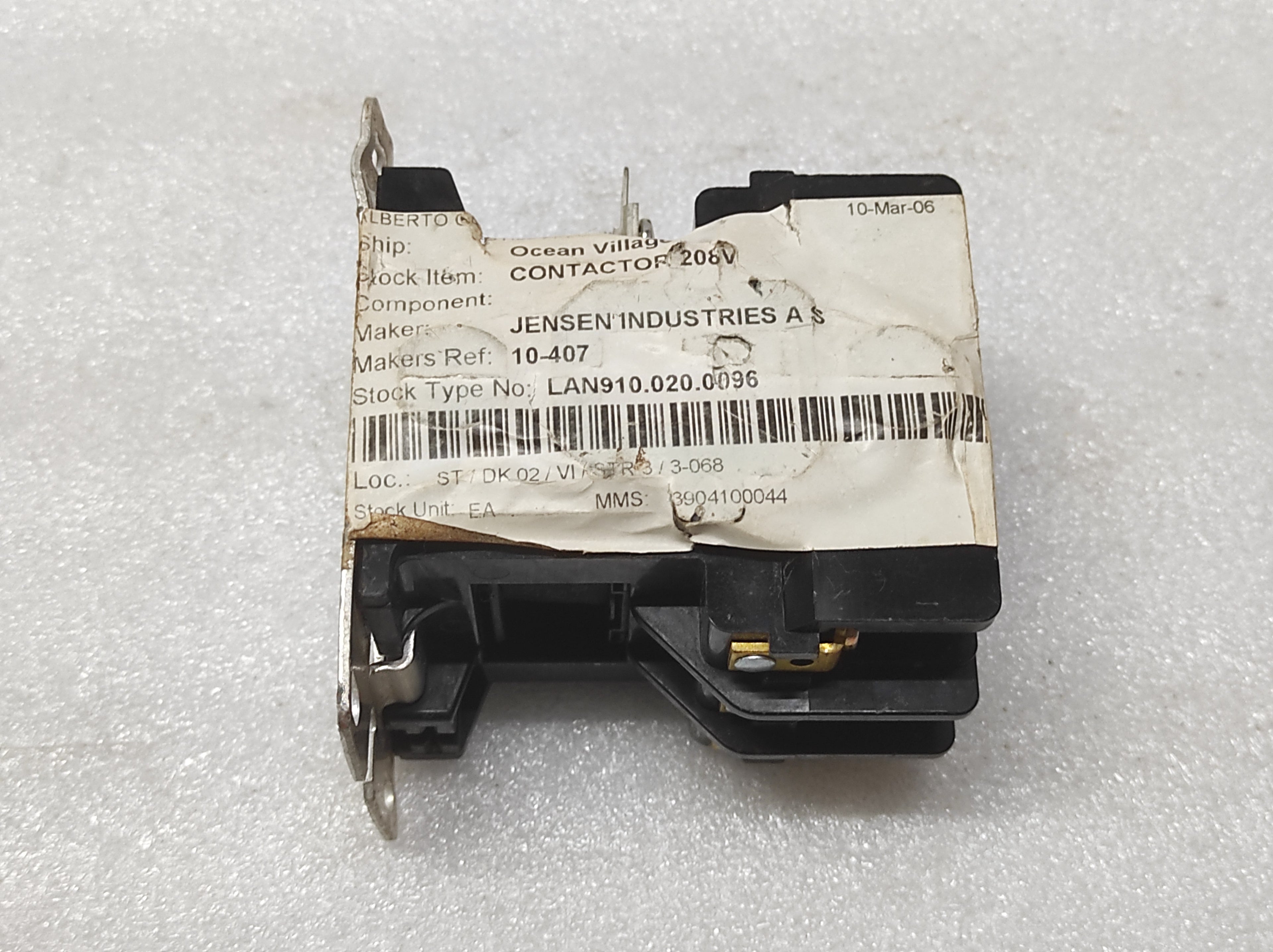 TELEMECANIQUE 2200EB230EA MAGNETIC CONTACTOR COIL VOLTAGE 24VAC