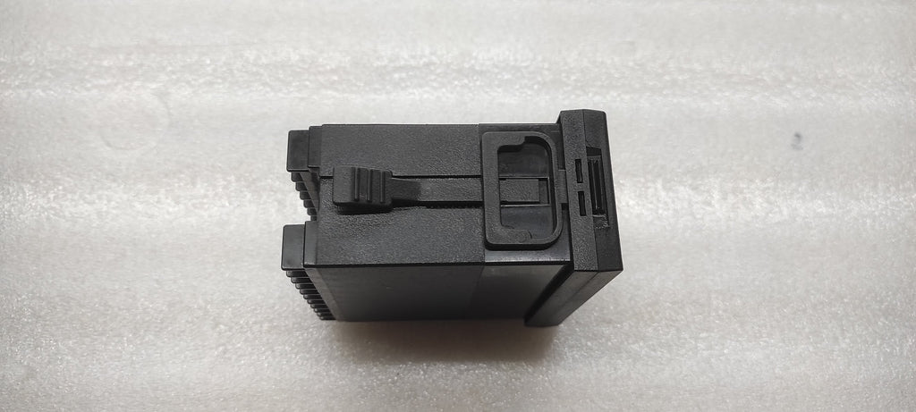 HONEYWELL DC1020 TEMPERATURE CONTROLLER DC1020CT30100B-E 85-265V