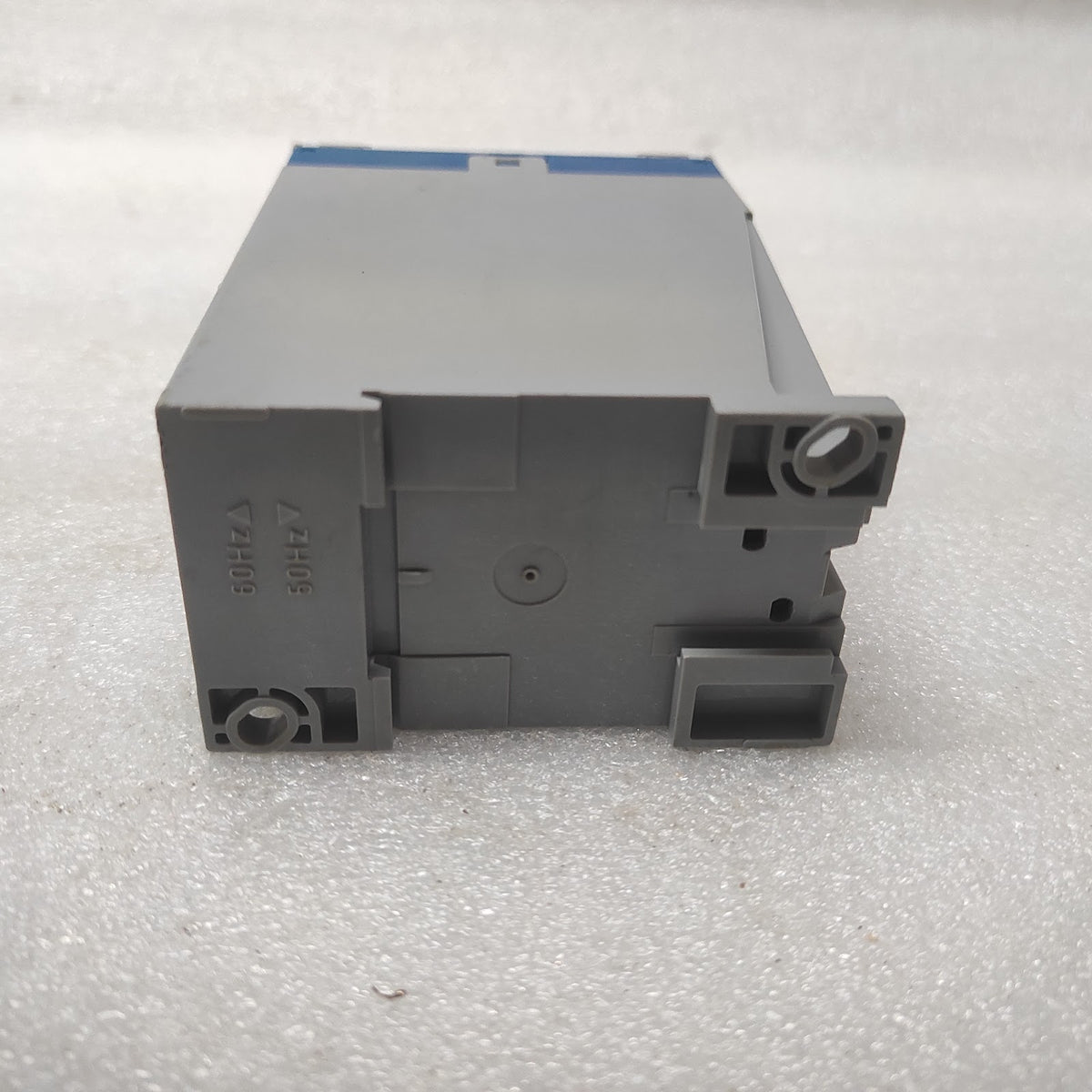 SCHLEICHER SXT12 VOLTAGE RELAY 220V-240V