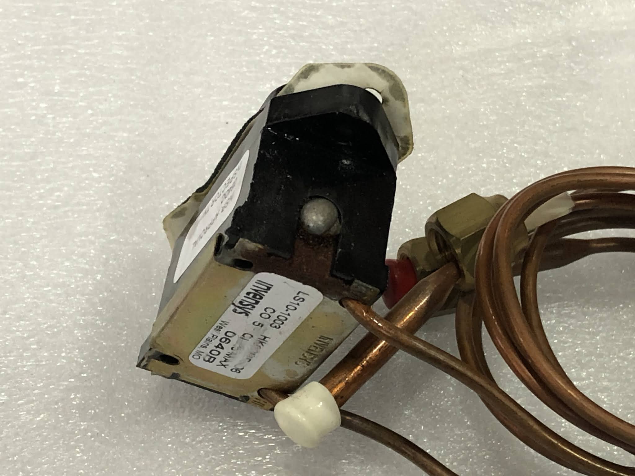 CARRIER HK-06UB-006 OIL PRESSURE SWITCH