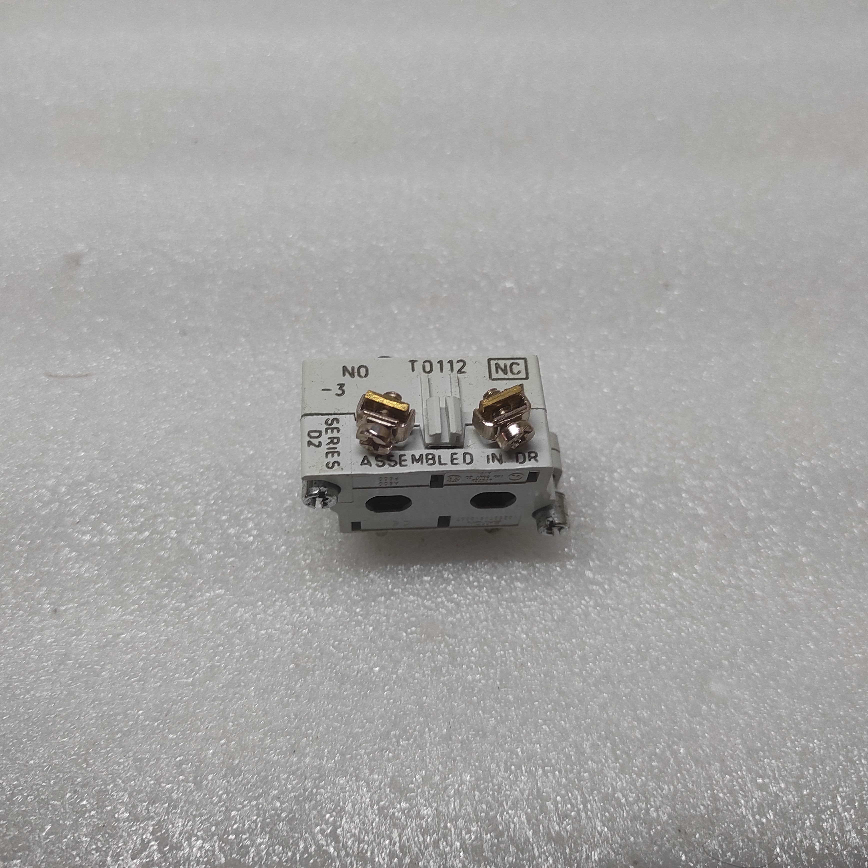 EATON CUTLER HAMMER 10250T1 CONTACT BLOCK