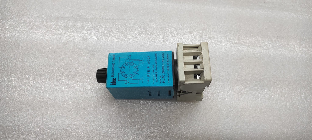 IDEC RTE-P1AD24 ELECTRONIC TIMER 24VAC-DC