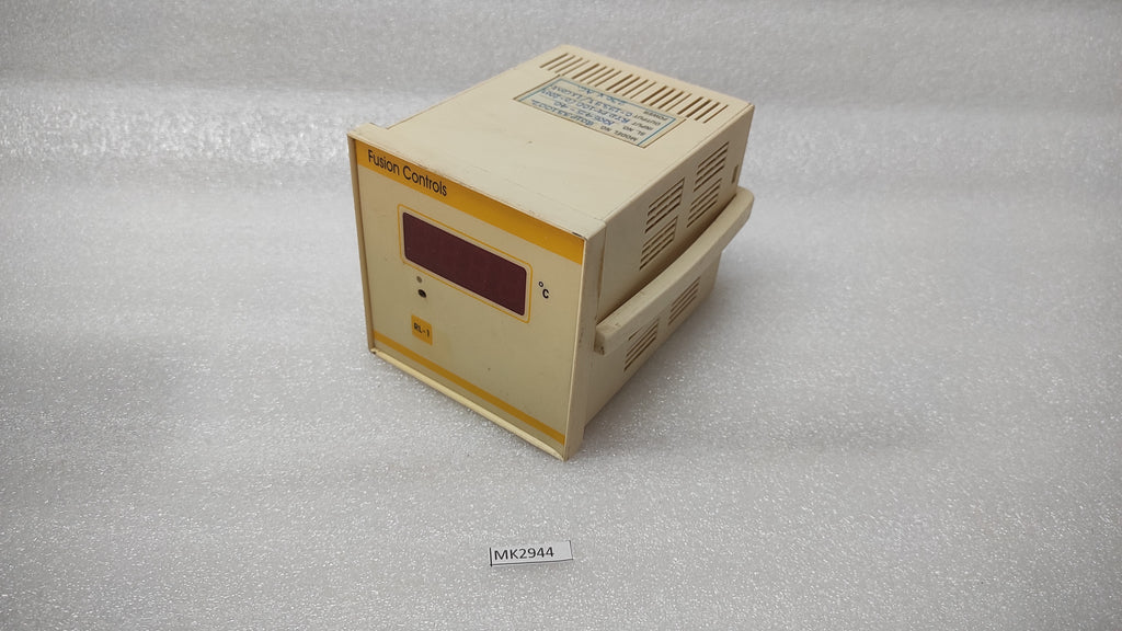 FUSION CONTROLS 801P331002 TEMPERATURE  MONITOR RTD PT100 230VAC