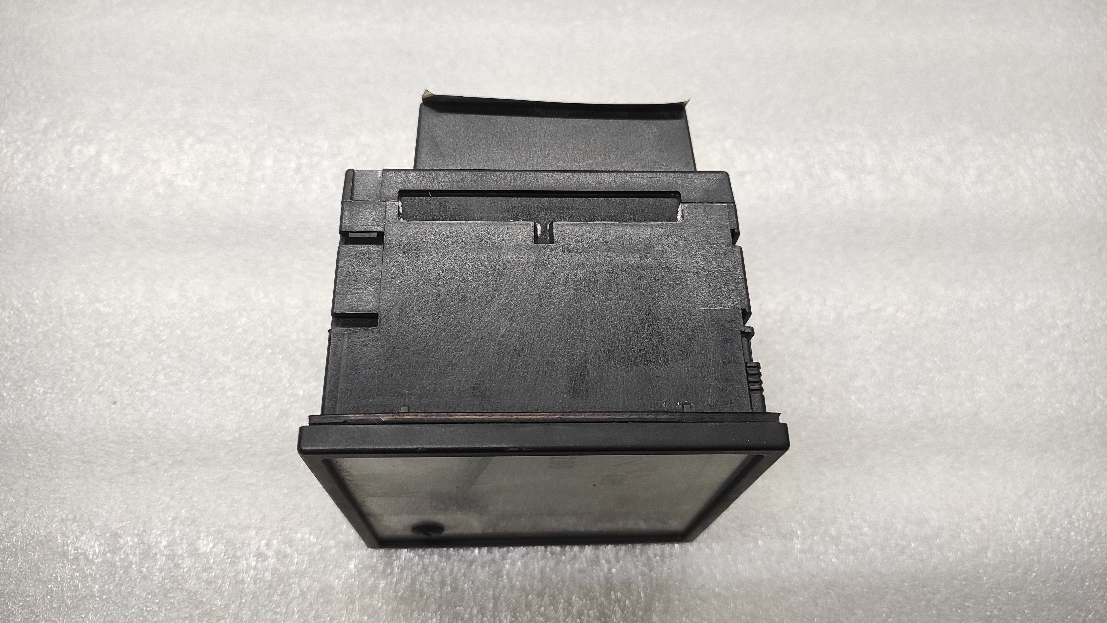 DEIF KW METER 100036913.20 KILOWATT METER 115VAC 750/5A