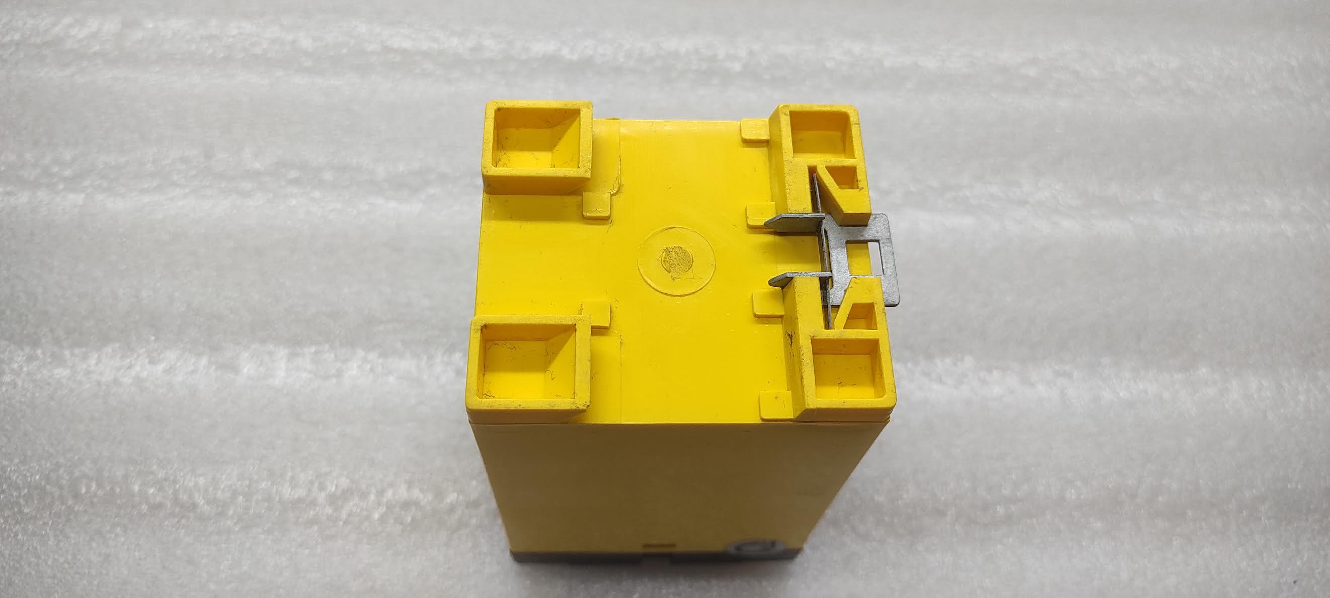 AGH150W-4 COUPLING DEVICE B98018006