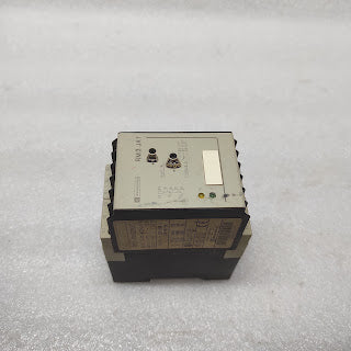 TELEMECANIQUE RM3 JA102MU7 RELAY 05281 220-240V