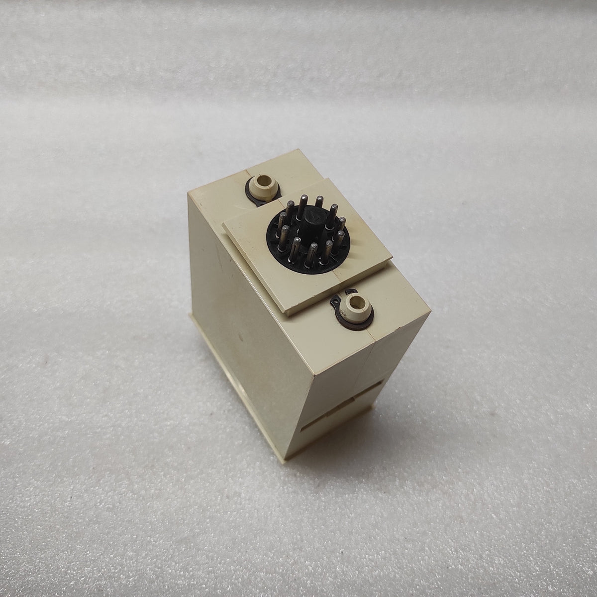 ISKRA TRE1401 RELAY 24VAC