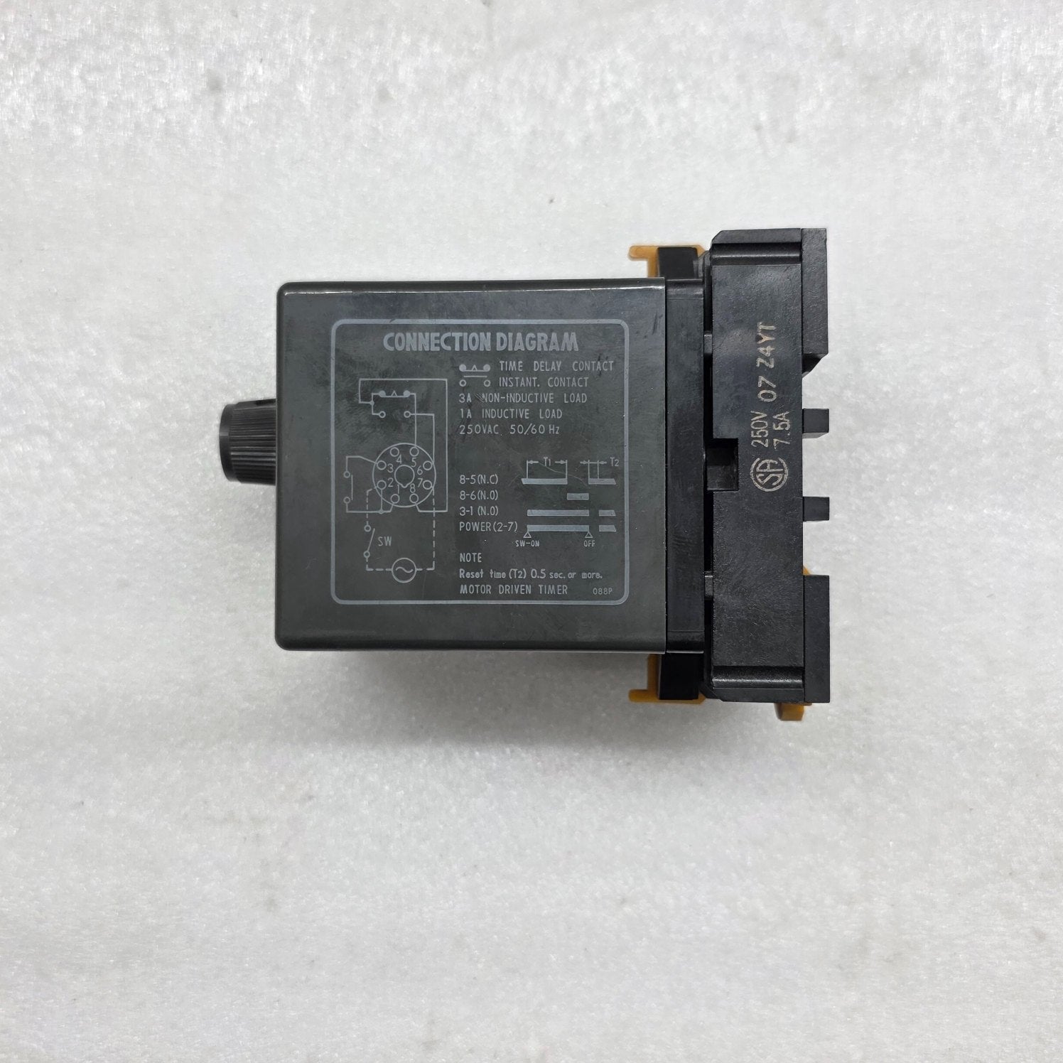 OMRON STP-N MOTOR-DRIVEN TIME DELAY RELAY SUBMINY TIMER 100-110VAC