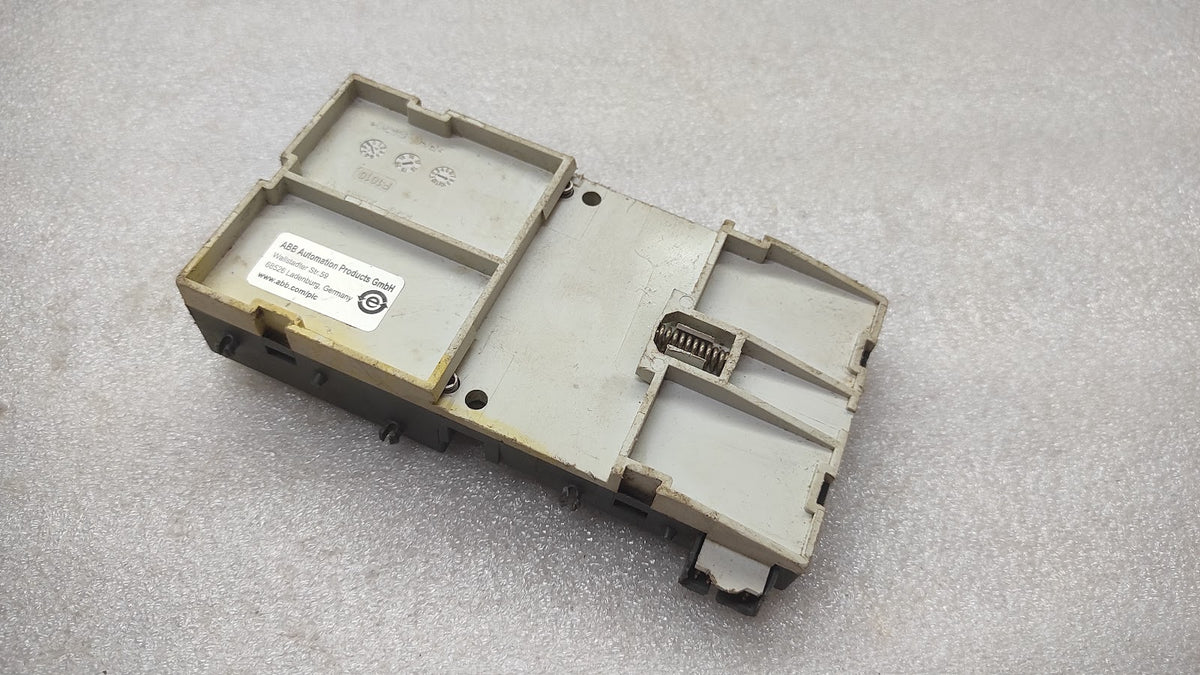 ABB TU516 B9 I/O TERMINAL UNIT 1SAP212000R0001