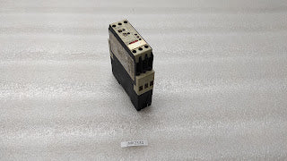 ENTRELEC SCHIELE ERS TIMETRON ON DELAY TIMER 2.430.103.02 110-240VAC / 24V AC-DC