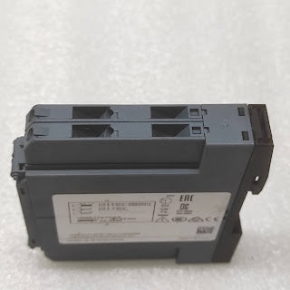 SIEMENS 3RP2513-1AW30 TIME RELAY 12-240V AC/DC