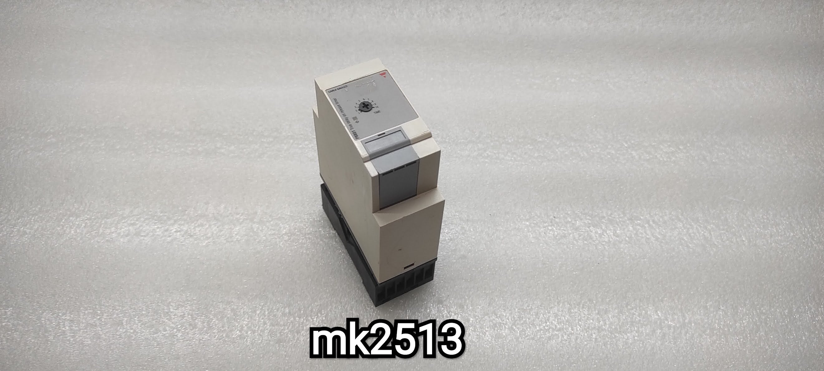 CARLO GAVAZZI PBB01DM24 TRUE DELAY  ON RELEASE TIMER 24-240VAC/DC PBB01DM24