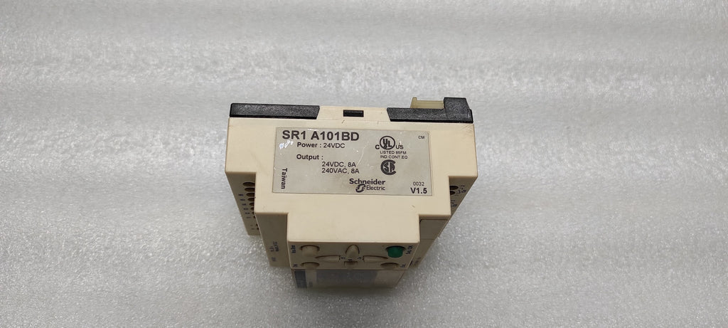 TELEMECANIQUE SR1-A101BD LOGIC RELAY 24VDC