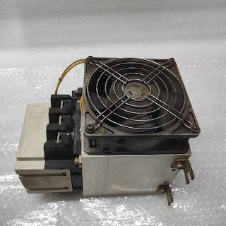 FUJI ELECTRIC SS803H-3Z-D3 SOLID STATE CONTACTOR WITH HEAT SINK SX1-C12-A3
