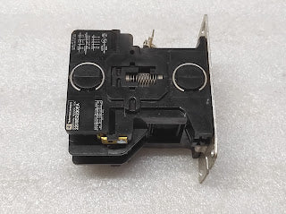 TELEMECANIQUE 2200EB230EA MAGNETIC CONTACTOR COIL VOLTAGE 24VAC