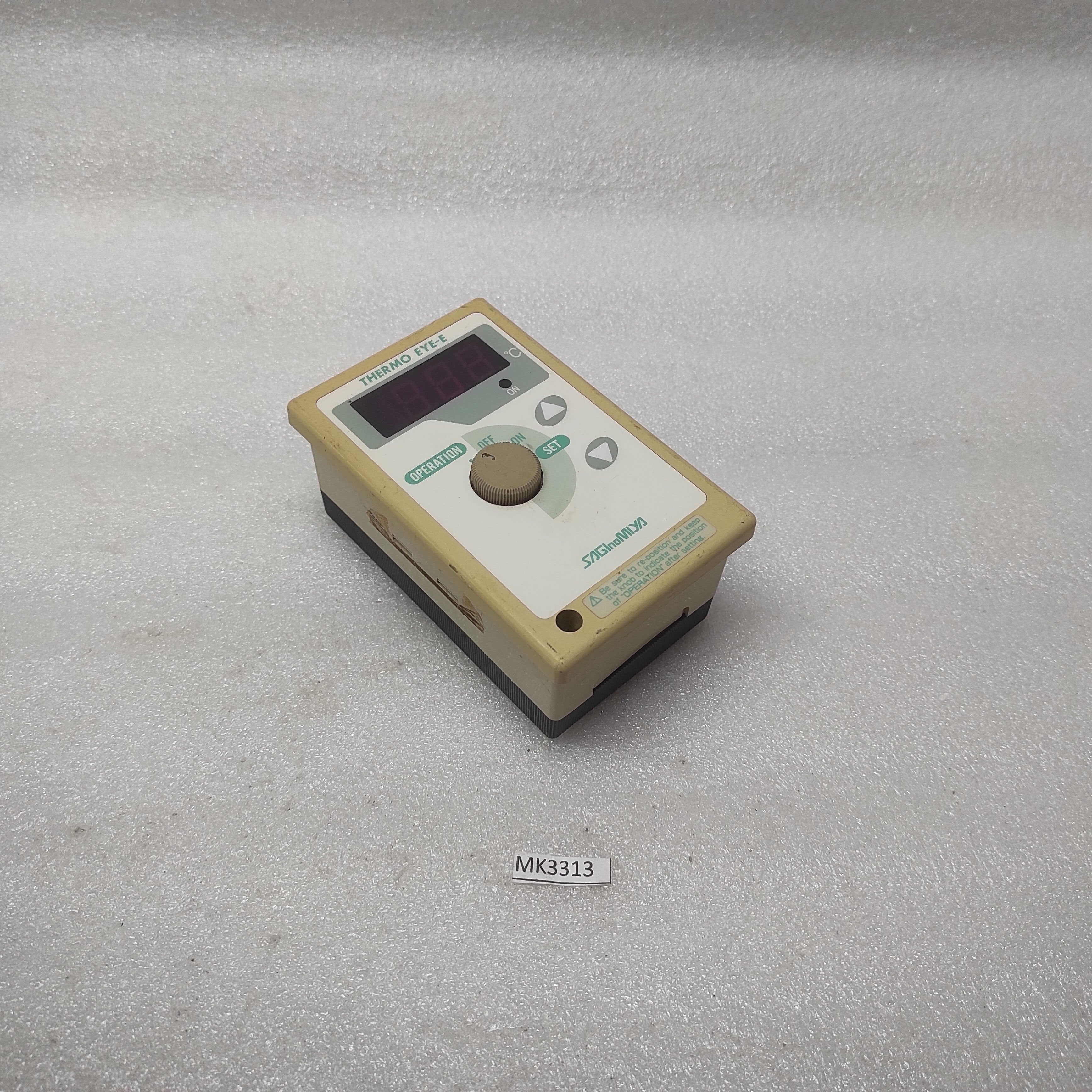 SAGINOMIYA THERMO EYE-E THERMOSTAT TEMPERATURE CONTROLLER