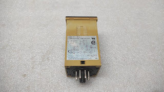 OMRON E5C4-R40 TEMPERATURE CONTROLLER 220-240V