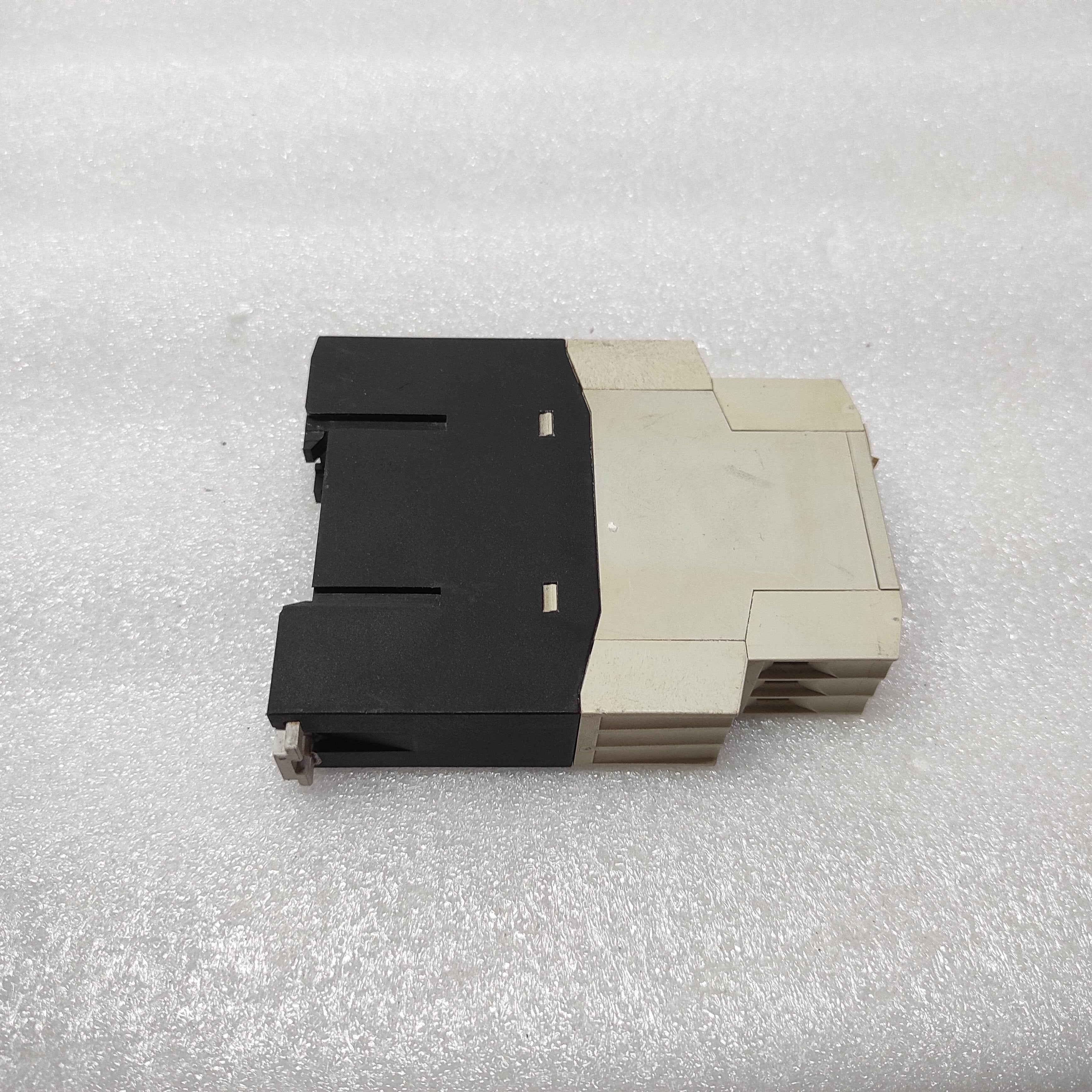 MOELLER ETS4-VS3 AMPLIFIER MODULE 24VDC