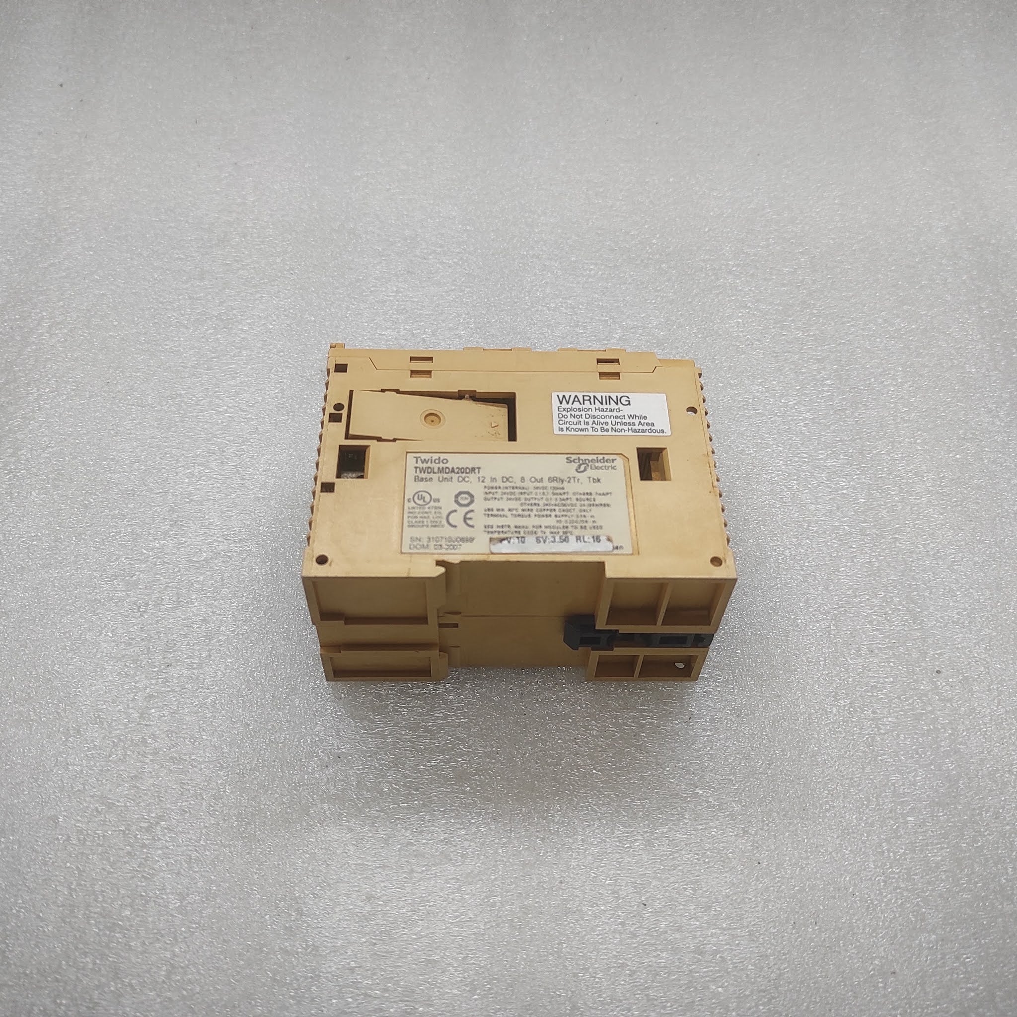 SE TWDLMDA20DRT BASE UNIT 24VDC