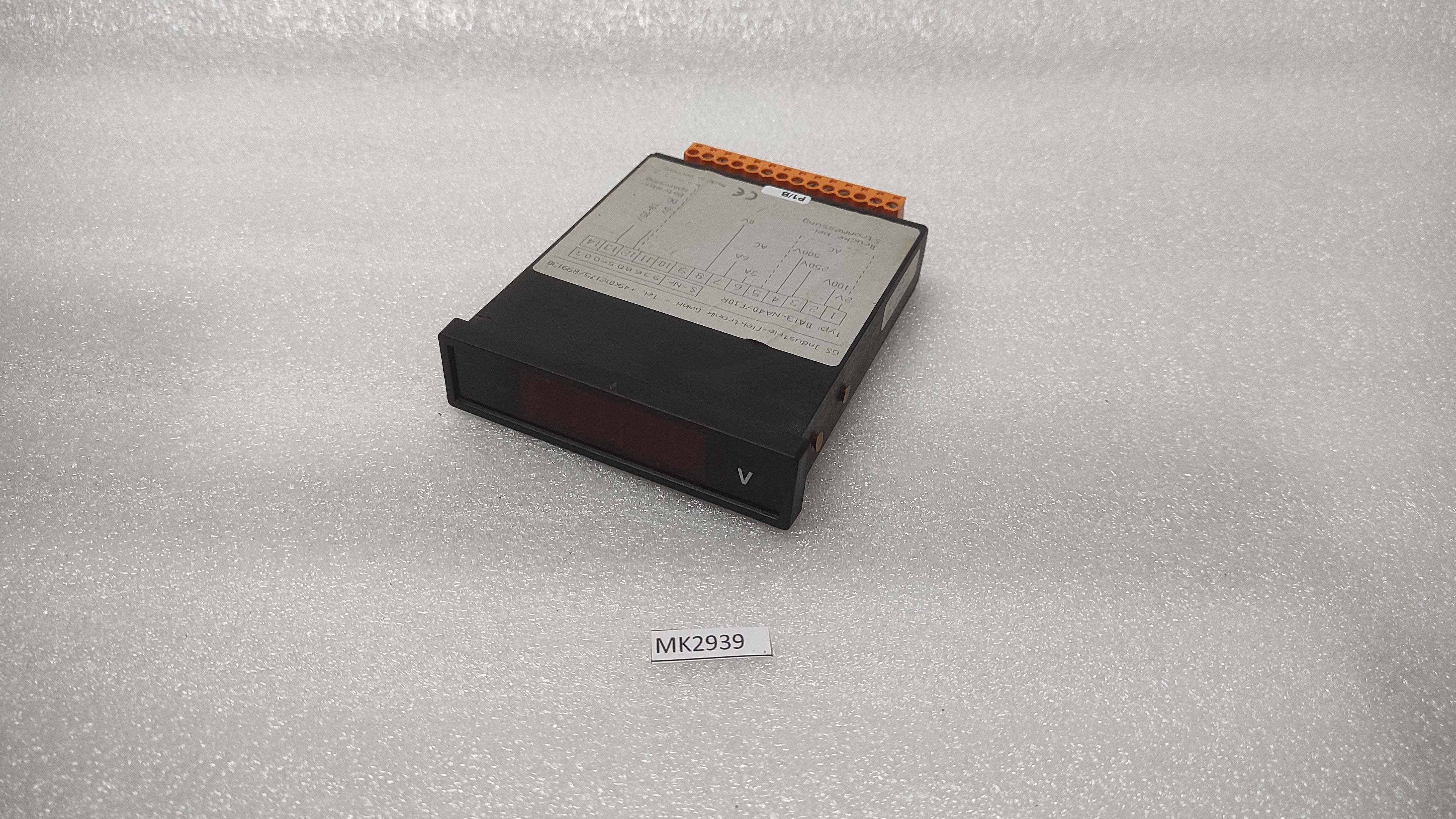 GS INDUSTRIE-ELEKTRONIK DA13-NA40/F10R LED PANEL MOUNT DISPLAY