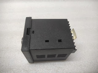 HANYOUNG NUX HY-2000-FPMNR 07 TEMPERATURE CONTROLLER 110-220V