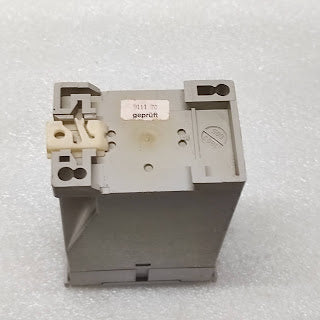 DOLD AI 898/20 VOLT METER DC 24V