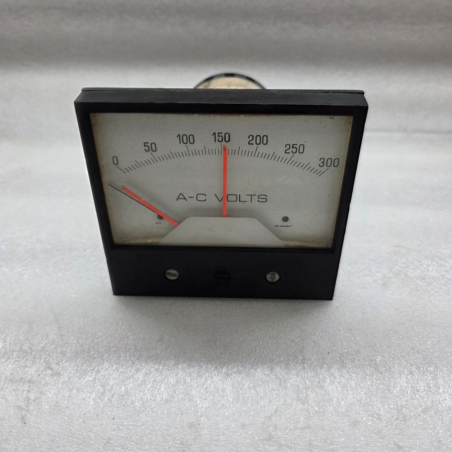 CROMPTON 239-302A-HHXX-AC AC VOLTS METER  120V