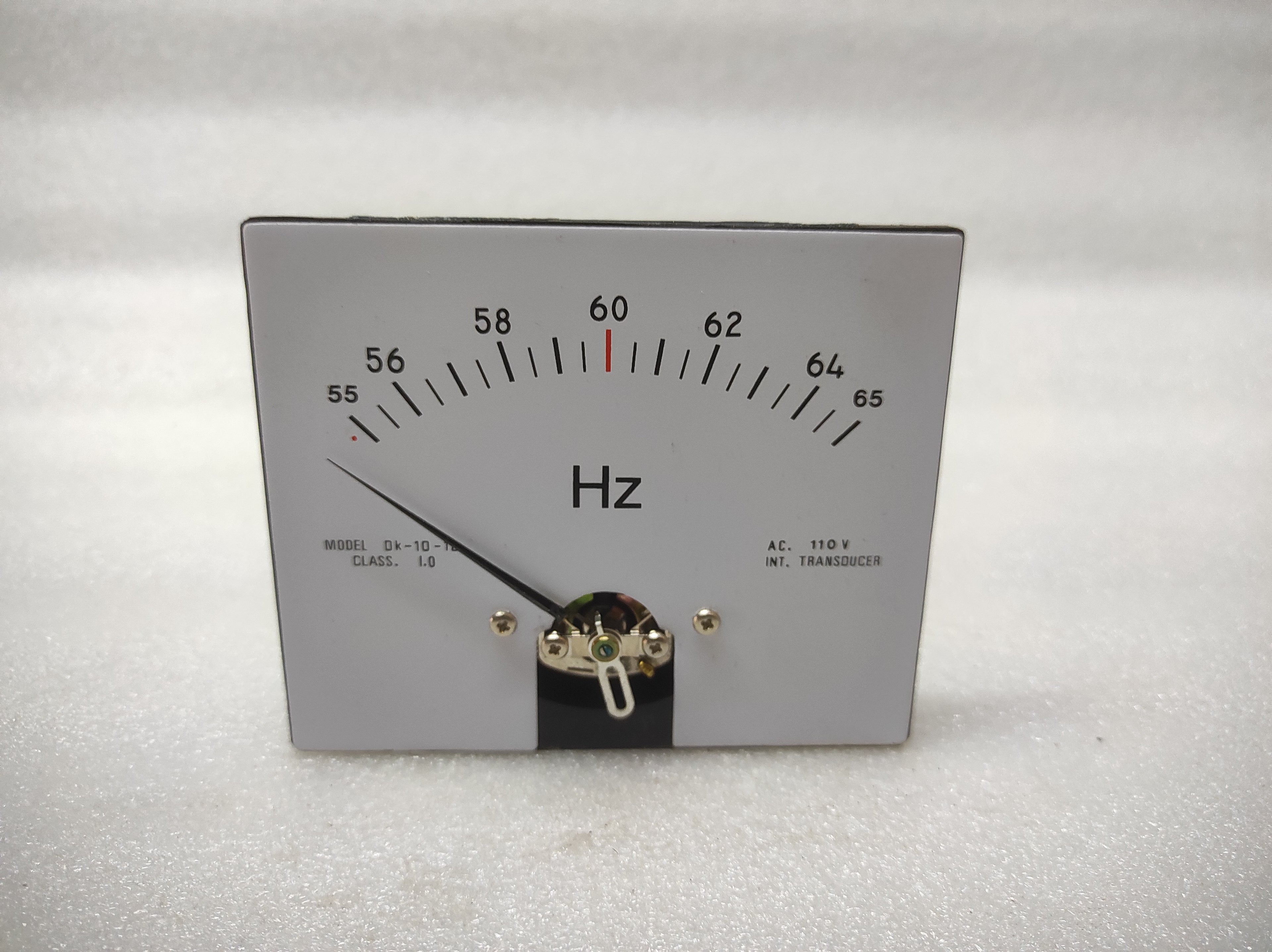 FREQUENCY METER DK-10-12 110VAC